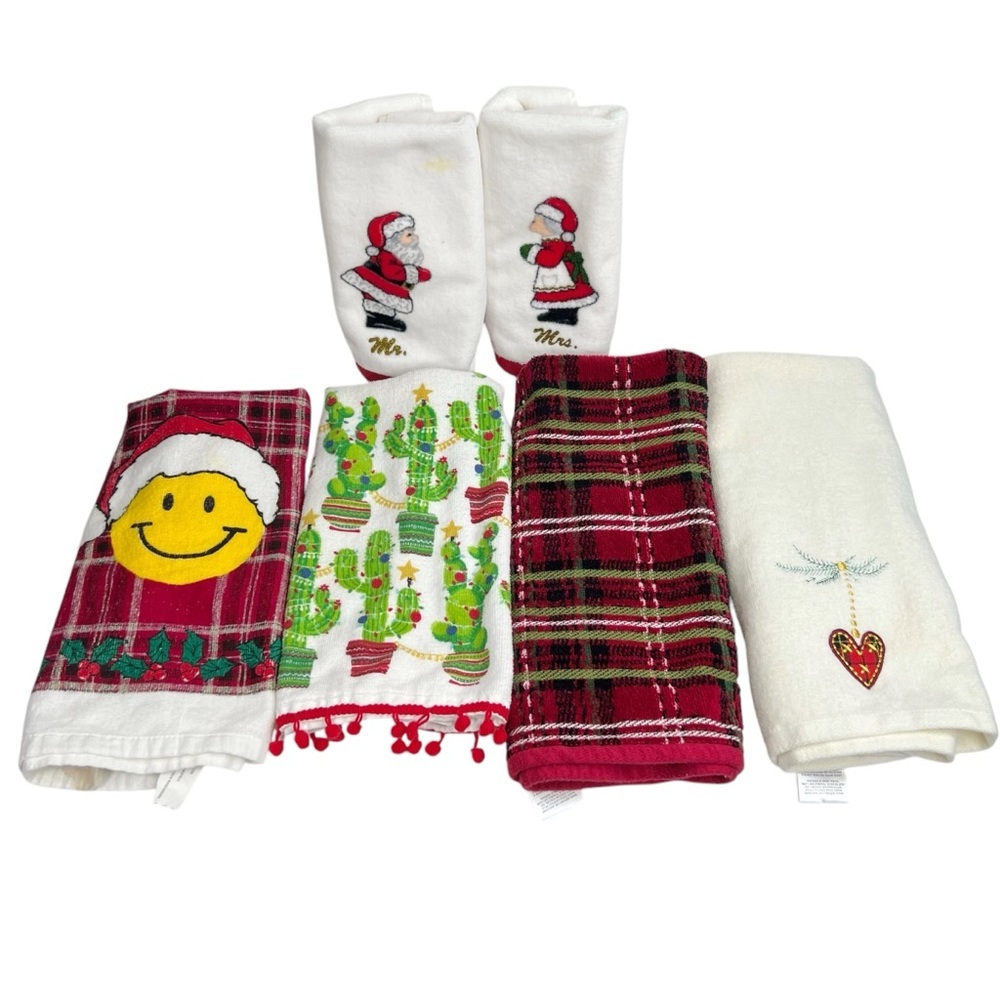 Lot Of 6 Christmas Holiday Themed Hand Tea Kitchen Towels